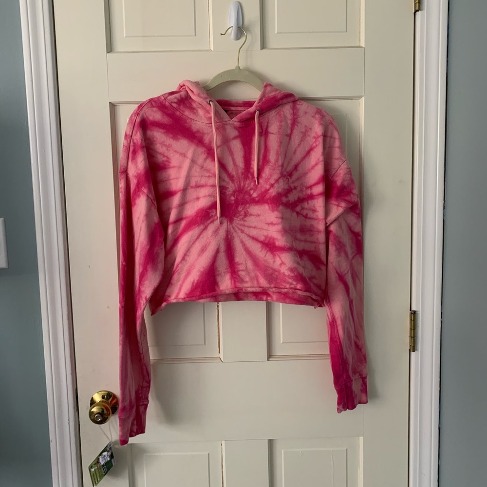 Pink tie-dye cropped hoodie